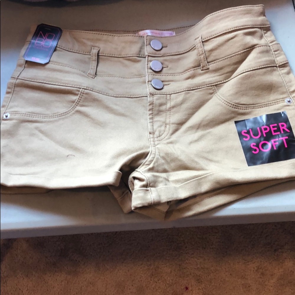 Size 13 no boundaries shorts